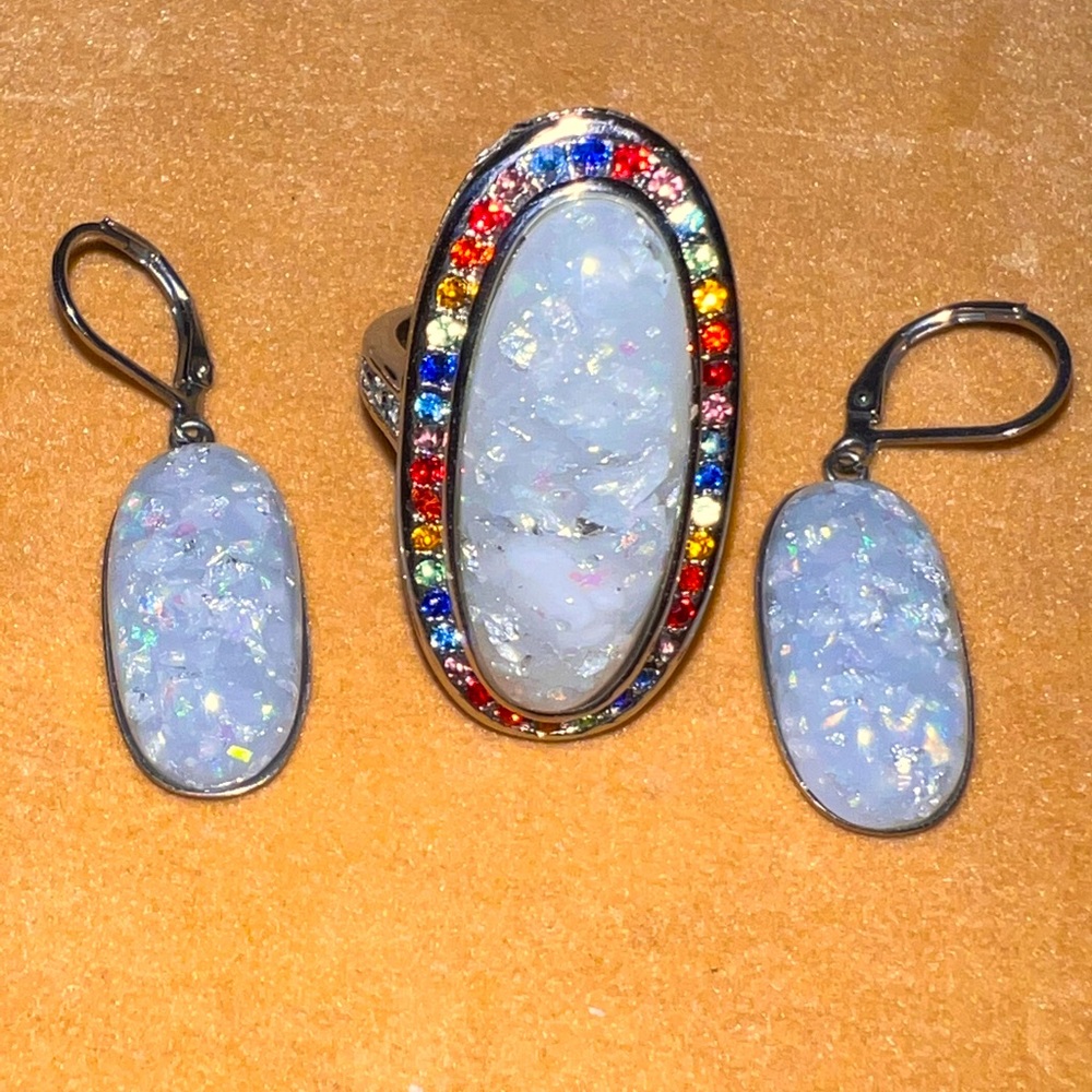 Vintage large white created opal ring & leverback Earrings set